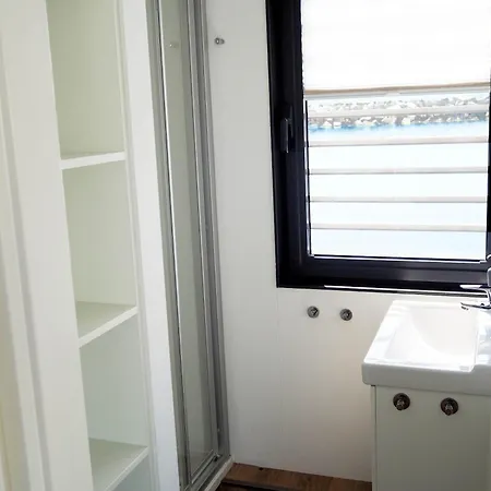 Tatil Evi Hausboot In Boltenhagen - Floating 44 Boot 8