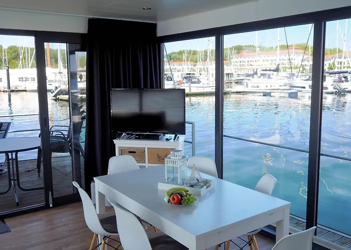 Hausboot In - Floating 44 Boot 8 Дом отдыха